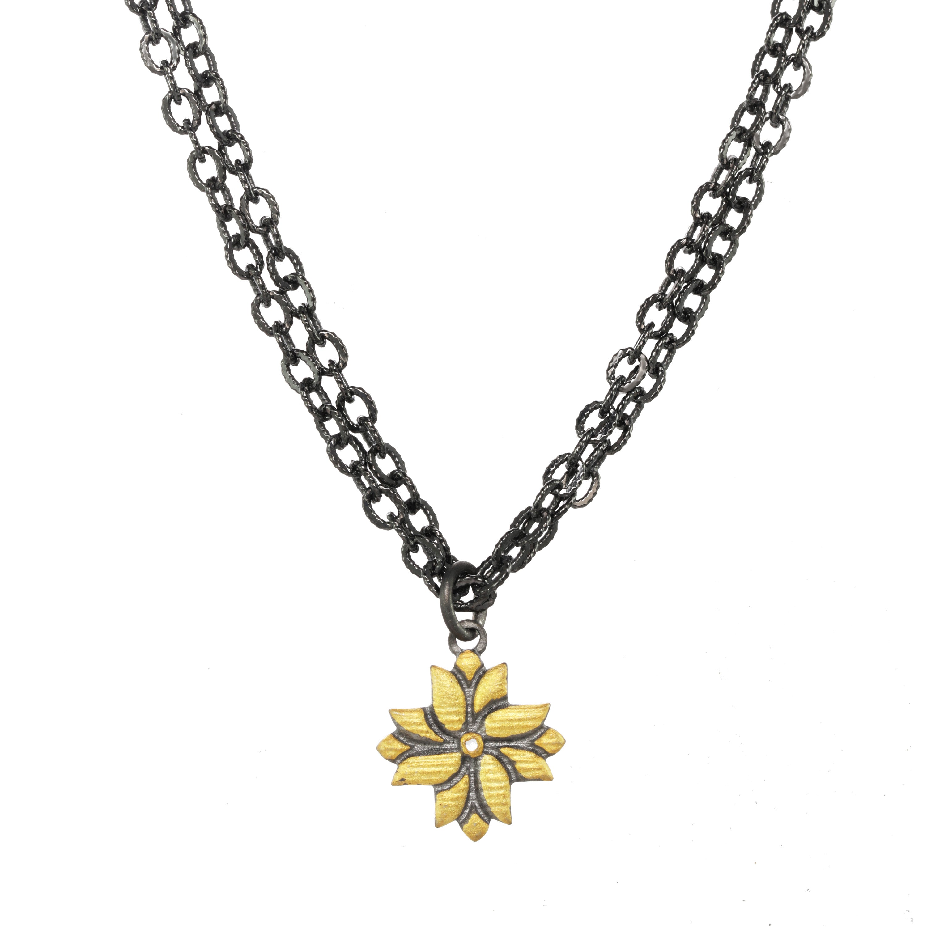 Flower Full Short Necklace Metal